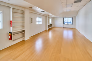 40 Person Private Office