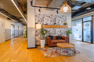 8 Person Private Office