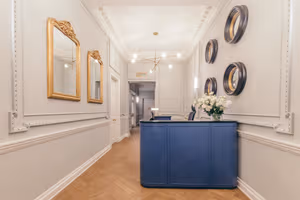 18 Person Private Office