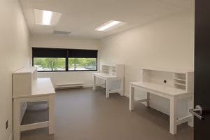 5 Person Private Office