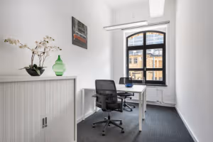 1 Person Coworking Desk