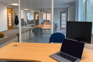 1 Person Coworking Desk
