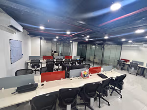 6 Person Coworking Desk