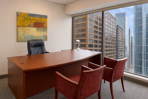 3 Person Shared Office