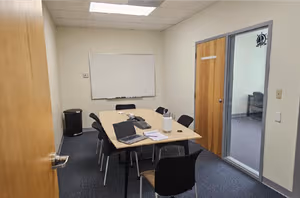 10 Person Private Office