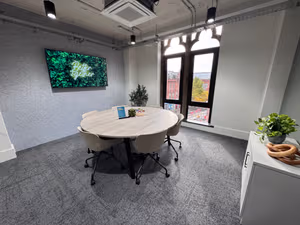 8 Person Private Office