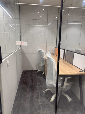 200 Person Private Office