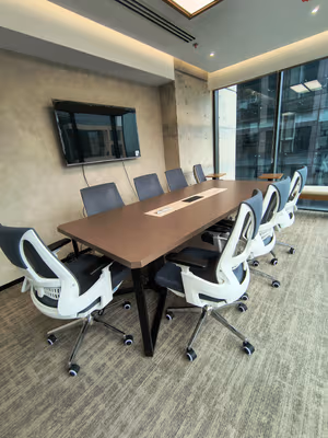 18 Person Private Office
