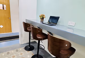 4 Person Private Office
