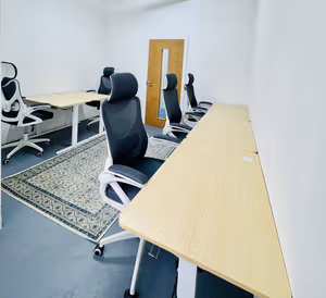 1 Person Coworking Desk