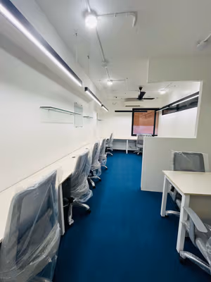 1 Person Coworking Desk