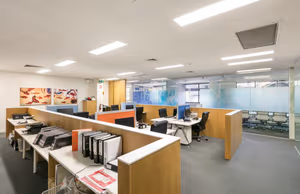 3 Person Coworking Desk