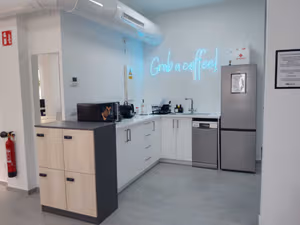 20 Person Private Office