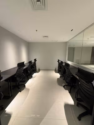 1 Person Coworking Desk