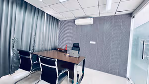 7 Person Coworking Desk