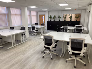10 Person Private Office