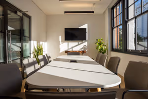 30 Person Managed Space