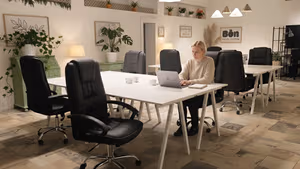 1 Person Coworking Desk