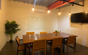 5 Person Private Office