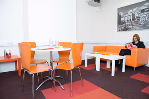 10 Person Private Office