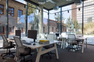 10 Person Private Office