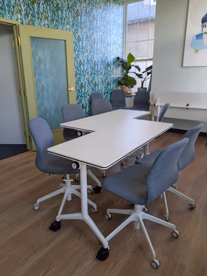 1 Person Shared Office