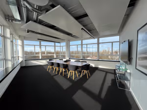 4 Person Private Office