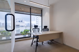 150 Person Private Office