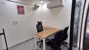 10 Person Private Office