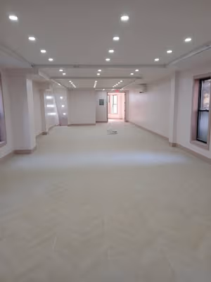 10 Person Private Office