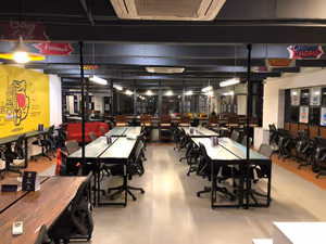 10 Person Private Office