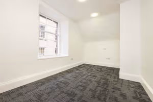 10 Person Private Office