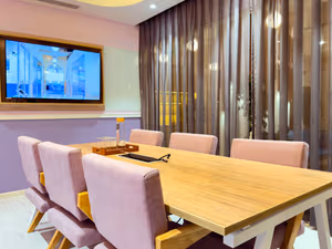 4 Person Private Office