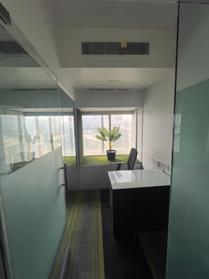 24 Person Managed Space