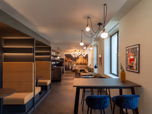 5 Person Private Office