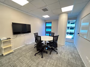 5 Person Private Office