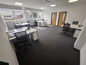 11 Person Private Office