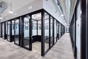 1 Person Coworking Desk