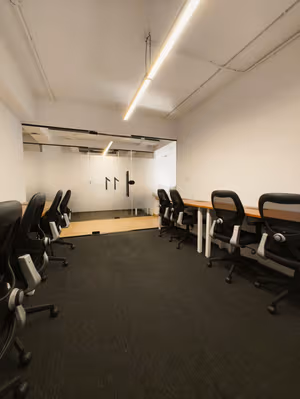 15 Person Private Office