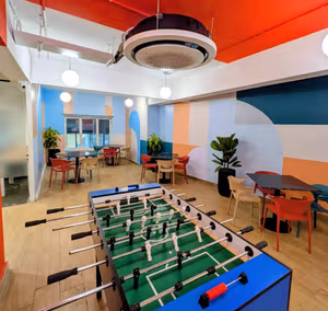 10 Person Private Office