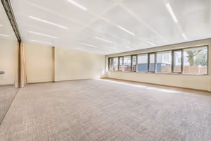16 Person Private Office
