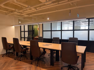 5 Person Private Office