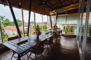 40 Person Private Office