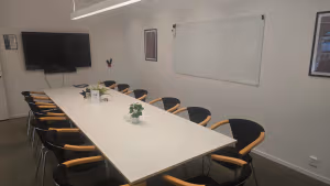 4 Person Private Office