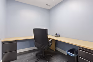1 Person Private Office