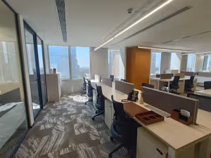 10 Person Private Office