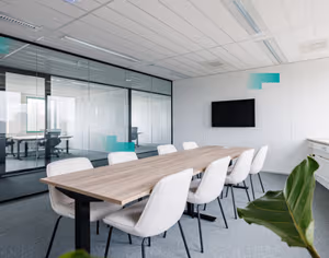 4 Person Private Office