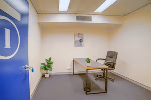 4 Person Private Office