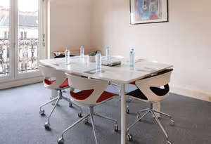 3 Person Private Office
