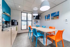 5 Person Coworking Desk